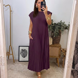 Evelyn | Classic Comfort Midi Dress