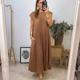 Evelyn | Classic Comfort Midi Dress