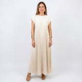 Evelyn | Classic Comfort Midi Dress